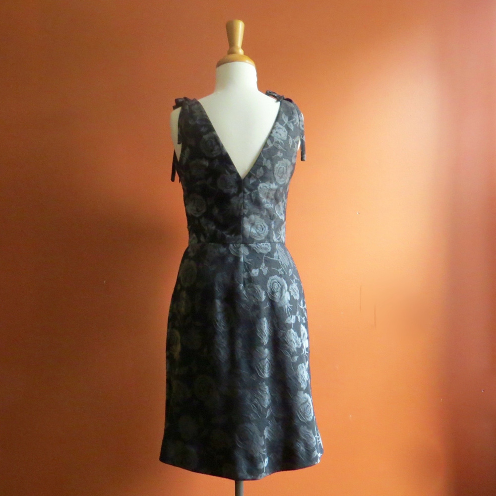 Vtg NICOLE MILLER Brocade Roses Cocktail Dress 8 - Picture 8 of 10